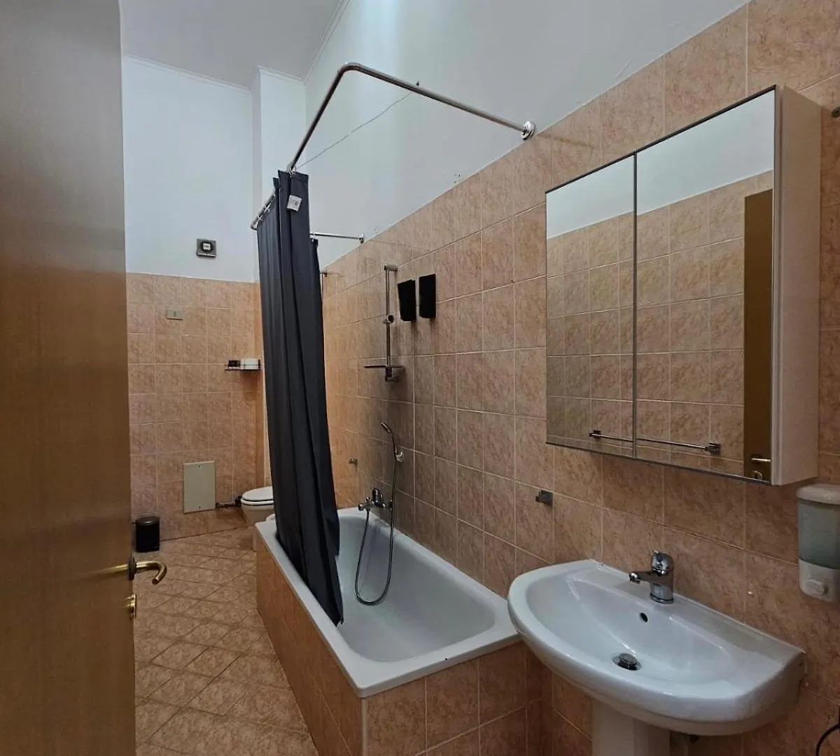 Nunzia'S House Apartment Naples Italy